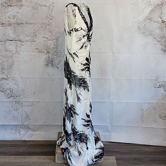 Cachwy Black and White Sleeveless Evening Gown Maxi Length Womens Size 12 - Picture 7 of 14